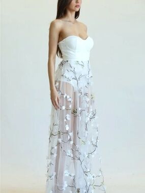 Strapless White Floral Appliqué Maxi Dress